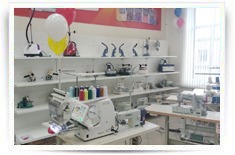 Торговый зал швейного оборудования и фурнитуры в г. Красноярск